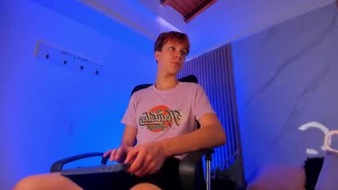 Snapshot of im_daren chatting on 03-13-26, 03:35 daren online show from 03-13-26, 03:35