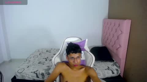 im_david01 online show from 05-08-26, 11:54