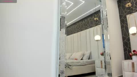 Snapshot of im_giselle_ chatting on 03-09-26, 05:22 Giselle online show from 03-09-26, 05:22