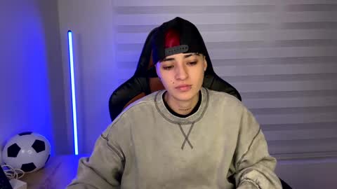 Laia online show from 12-18-24, 02:53