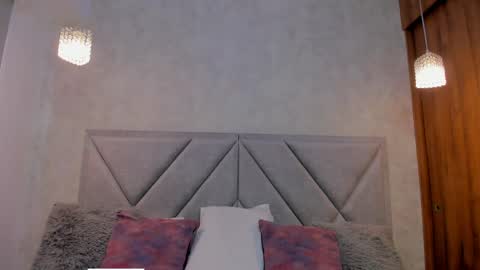 Snapshot of im_manu chatting on 05-18-26, 06:47 Manu online show from 05-18-26, 06:47
