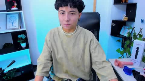 mathias online show from 11-22-25, 02:10