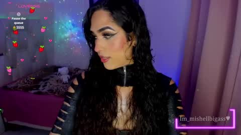 Snapshot of im_miabigass chatting on 12-23-24, 06:00 Mishell Martinez INSTAGRAM im mishellbigass online show from 12-23-24, 06:00