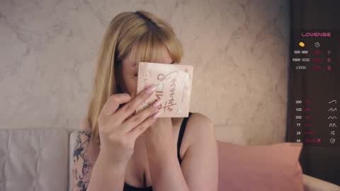 Snapshot of im_not_shy chatting on 02-21-25, 03:32 Katrina online show from 02-21-25, 03:32