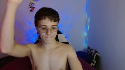 Snapshot of im_oliverpark chatting on 03-05-25, 01:42 Oliver P online show from 03-05-25, 01:42