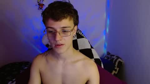 Snapshot of im_oliverpark chatting on 03-05-25, 06:01 Oliver P online show from 03-05-25, 06:01
