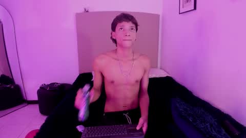 Snapshot of im_ralff chatting on 02-08-26, 08:23 RALF online show from 02-08-26, 08:23