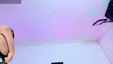 im_riley_ online show from 10-27-25, 07:18