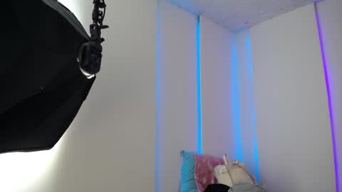 Snapshot of im_rosse_ chatting on 03-12-26, 06:58 Jade Rosse online show from 03-12-26, 06:58