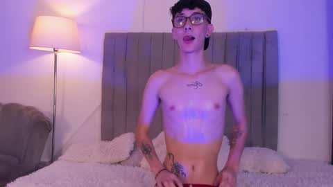 Snapshot of im_thomass chatting on 02-02-26, 12:37 thomas online show from 02-02-26, 12:37