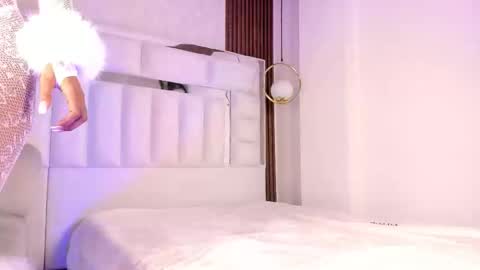 Snapshot of im_tyra chatting on 10-31-25, 06:58 im_tyra online show from 10-31-25, 06:58