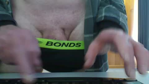 Snapshot of imaussiechris chatting on 06-26-26, 01:32 Aussie Guy online show from 06-26-26, 01:32