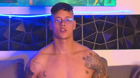 Snapshot of imconor chatting on 01-10-25, 02:35 imconor online show from 01-10-25, 02:35