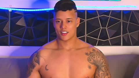 Snapshot of imconor chatting on 02-03-25, 10:21 imconor online show from 02-03-25, 10:21