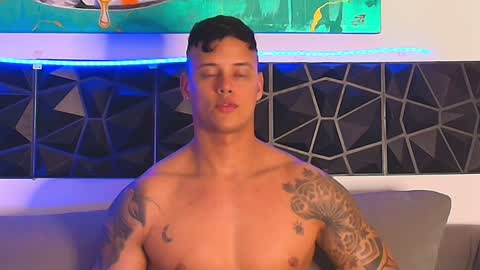 Snapshot of imconor chatting on 02-09-25, 01:11 imconor online show from 02-09-25, 01:11