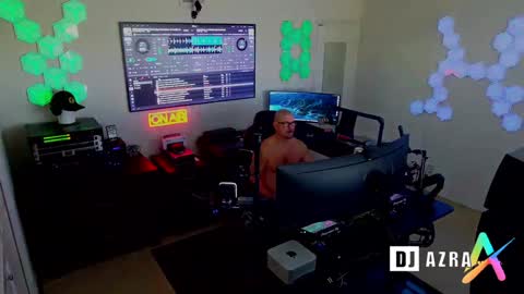 Snapshot of imdjazra chatting on 01-11-25, 05:07 DJ Azra online show from 01-11-25, 05:07