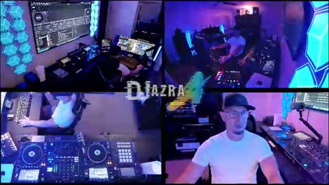 Snapshot of imdjazra chatting on 07-30-26, 03:49 DJ Azra online show from 07-30-26, 03:49