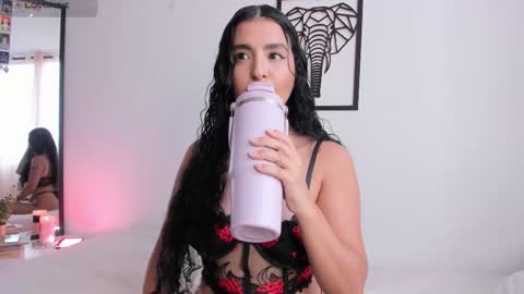 Snapshot of imemilybae chatting on 02-19-26, 08:16 Emily But you can tell me Emi online show from 02-19-26, 08:16