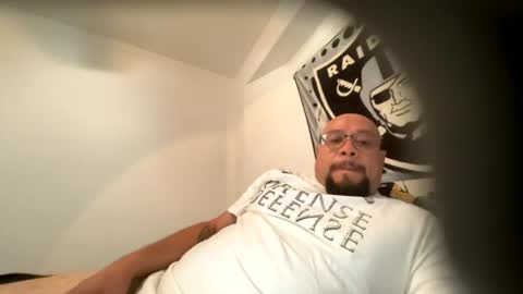 Imhardjames13 online show from 07-31-26, 04:23
