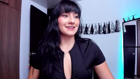 Snapshot of imlenka chatting on 02-18-26, 11:33 Lenka online show from 02-18-26, 11:33