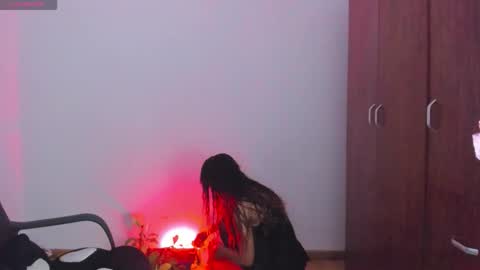 mia ---------  COL TIME online show from 02-02-26, 11:03