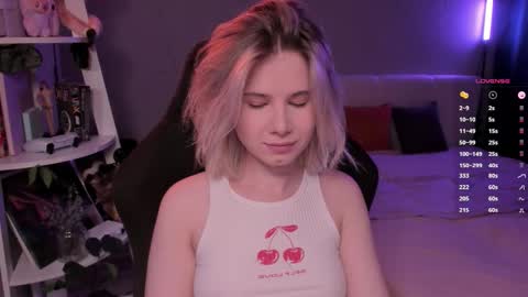 Mia online show from 02-26-26, 01:10