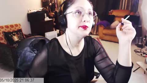 Empress online show from 10-05-25, 06:06