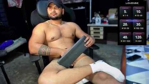 Snapshot of imperion_king chatting on 11-20-25, 02:01 Imperion King online show from 11-20-25, 02:01