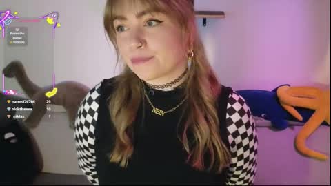 Snapshot of impumpkinbitch chatting on 11-12-25, 01:00 ImPumpkinBitch online show from 11-12-25, 01:00