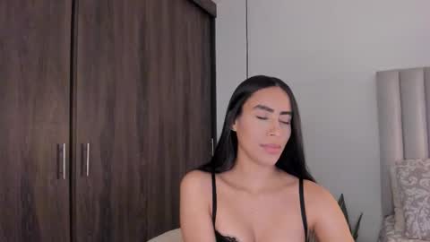 Snapshot of imsaraah chatting on 01-06-26, 07:17 sarah online show from 01-06-26, 07:17