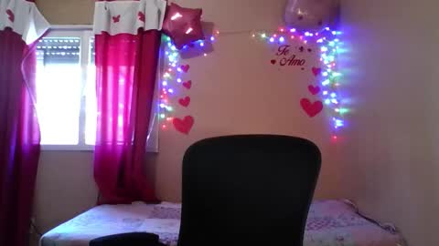 Snapshot of imsohornydacom chatting on 03-04-26, 02:45 Florencia online show from 03-04-26, 02:45