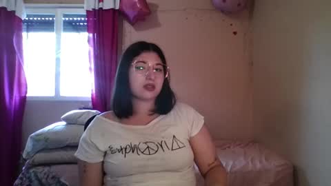 Florencia online show from 03-21-26, 06:55