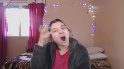 Snapshot of imsohornydacom chatting on 06-20-26, 06:33 Florencia online show from 06-20-26, 06:33