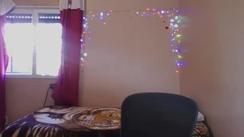 Snapshot of imsohornydacom chatting on 06-29-26, 05:35 Florencia online show from 06-29-26, 05:35