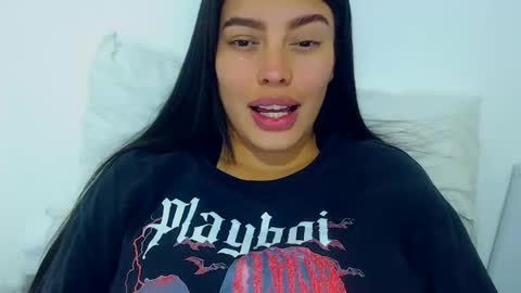 Snapshot of imsweetlips chatting on 03-01-26, 10:56 imsweetlips online show from 03-01-26, 10:56