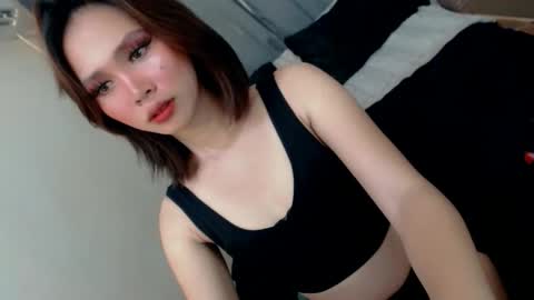 Snapshot of imyourfelicious chatting on 09-17-25, 03:19 hi its me pearl online show from 09-17-25, 03:19