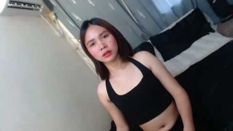 Snapshot of imyourfelicious chatting on 09-19-25, 06:15 hi its me pearl online show from 09-19-25, 06:15