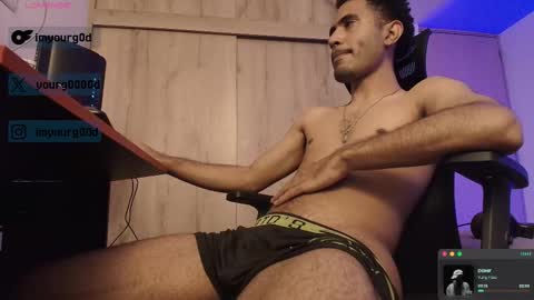 Snapshot of imyourg0d chatting on 02-18-26, 04:41 Daniel thumb up me please its important Im new INDEPENDENT MODEL online show from 02-18-26, 04:41