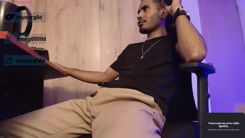 Snapshot of imyourg0d chatting on 03-15-26, 04:18 Daniel thumb up me please its important Im new INDEPENDENT MODEL online show from 03-15-26, 04:18