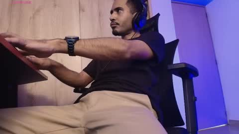 Daniel   thumb up me please its important Im new INDEPENDENT MODEL online show from 04-18-26, 07:07