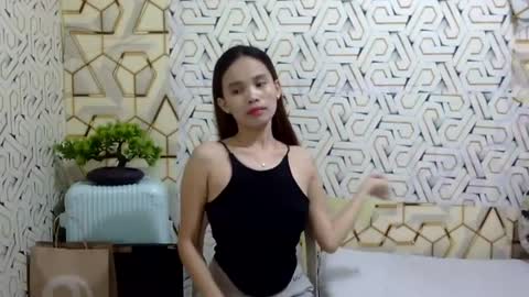 Snapshot of imyourgirl_vanessa26 chatting on 07-21-26, 08:05 Im sad because im lonely wish help me here online show from 07-21-26, 08:05