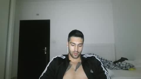 Snapshot of imyouroniichan chatting on 10-31-25, 09:43 imyouroniichan online show from 10-31-25, 09:43