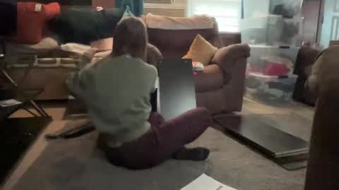 Snapshot of incognitoqueen chatting on 12-13-24, 09:52 Carter online show from 12-13-24, 09:52