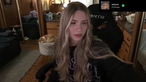 Snapshot of incognitoqueen chatting on 01-09-25, 02:54 Carter online show from 01-09-25, 02:54