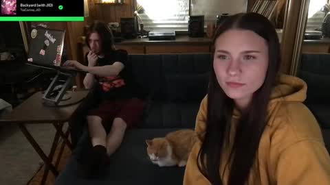 Snapshot of incognitoqueen chatting on 09-16-25, 04:13 Carter online show from 09-16-25, 04:13