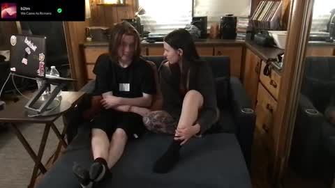 Snapshot of incognitoqueen chatting on 09-24-25, 05:55 Carter online show from 09-24-25, 05:55