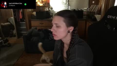 Snapshot of incognitoqueen chatting on 10-16-25, 04:46 Carter online show from 10-16-25, 04:46