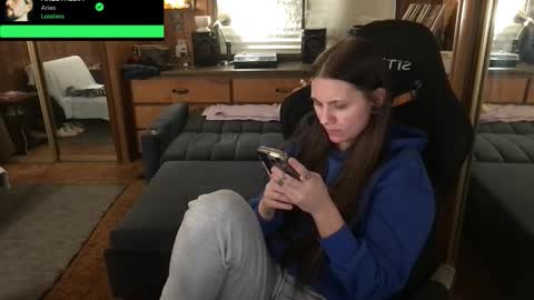 Snapshot of incognitoqueen chatting on 11-17-25, 03:23 Carter online show from 11-17-25, 03:23