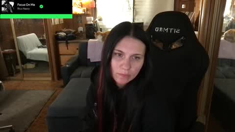 Snapshot of incognitoqueen chatting on 12-01-25, 05:45 Carter online show from 12-01-25, 05:45