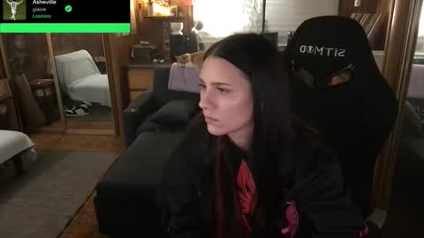 Snapshot of incognitoqueen chatting on 12-14-25, 07:14 Carter online show from 12-14-25, 07:14